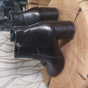 Taryn Rose Black Ankle Boots with Gold Accents Size 6.5/7